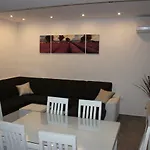 Lucky With Jacuzzi Appartement *