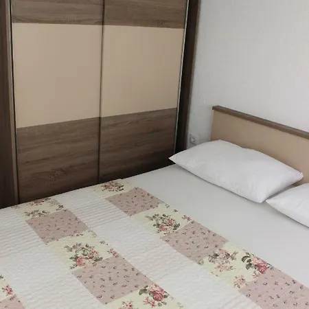 Lucky With Jacuzzi * Trogir