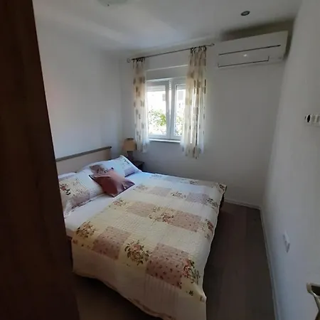Apartment Lucky With Jacuzzi