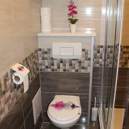 Apartment Lucky With Jacuzzi Trogir