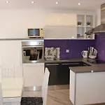 Apartament Lucky With Jacuzzi Trogir